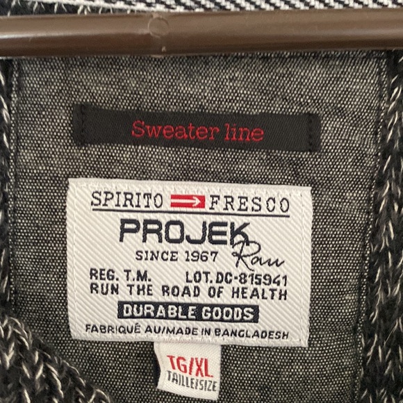 Never worn projek mens XL sweater - Picture 2 of 2